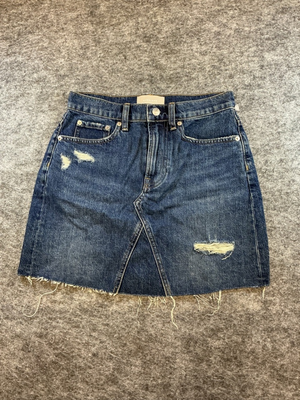 Everlane Blue Mid Wash Lightly Distressed Cowgirl Cut Jean Skirt A31
